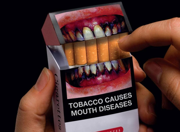 Британські вчені вирішили позбавляти курців шкідливої звички через провадження непривабливої та неестетичної пачки цигарок.