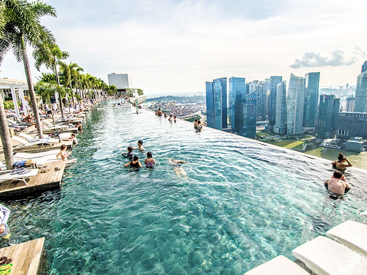 Сінгапур стає привабливою країною для експатів, які навіть готові прилаштовуватися до суворих законів заради комфортного та безпечного життя.