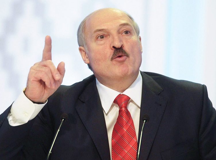 Майже третина білорусів упевнені, що Олександр Лукашенко намагається боротися з хабарами, але не чекають суттєвих успіхів, тому що корупція в Білорусі незнищенна.