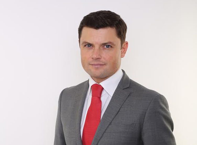Руслан Чернолуцкий - адвокат, к.ю.н., управляющий партнер АГ 