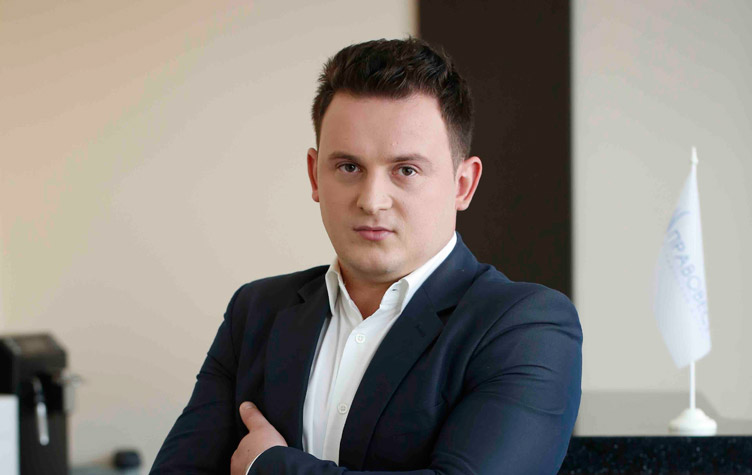 Ярослав Добровольський - старший юрист юридичної фірми «Правовест»