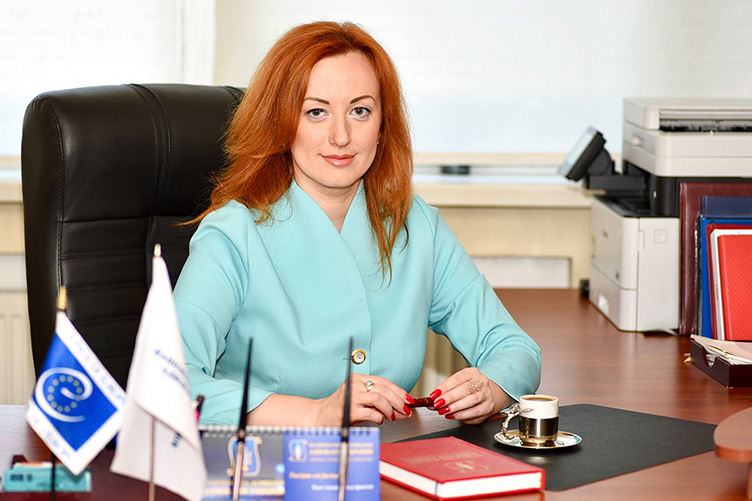 Елена Сибилёва: «В профессии юриста работает принцип, согласно которому если ты остановился, то уже опоздал»