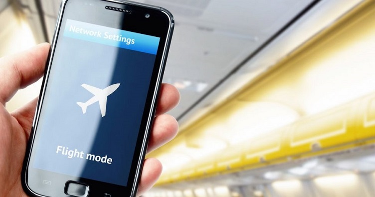 Сейчас в смартфонах даже предусмотрена специальная опция, которую неизменно просят включать на время полета.
