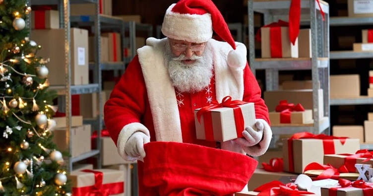 Если подарок оставит под елкой Дед мороз, то вряд ли госслужащий может что-нибудь сделать «в его интересах».