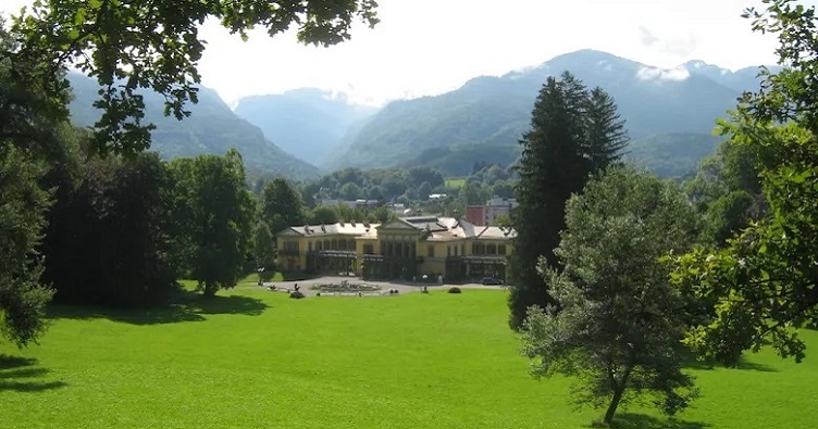 Вперше в історії титул культурної столиці дістався місту у внутрішньому альпійському регіоні — Бад-Ішлю.