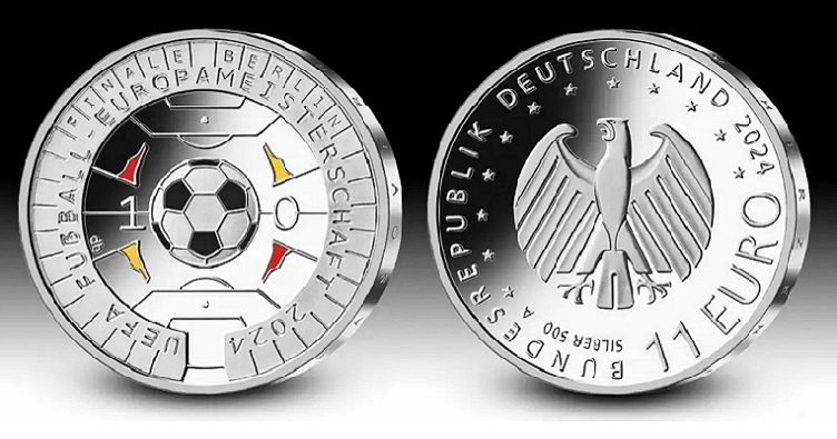 Монета в 11 евро, созданная в сотрудничестве с Немецким футбольным союзом, появится в истории Германии впервые.