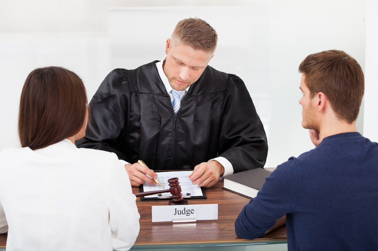 Що ефективнішим буде суддя в ролі медіатора, то менше справ йому доведеться розглядати у залі засідань.