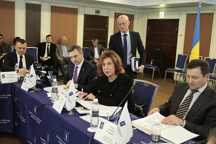 Лідія Ізовітова закликала РАУ підтримати пропозицію щодо створення комісії, яка дослідить інцидент, який стався на Дніпропетровщині.