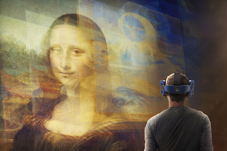 «Мону Лизу» оставили в зале постоянной экспозиции, а посетители новой выставки смогут посмотреть на портрет с помощью виртуальной реальности.