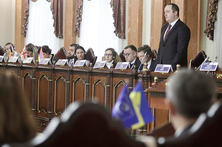 Очільник ВРП Андрій Овсієнко назвав освіту суддів «визначальною і надважливою».
