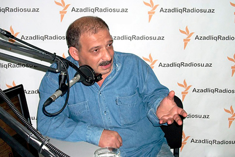Рауф Міргадиров уважає себе жертвою змови між Туреччиною та Азербайджаном.