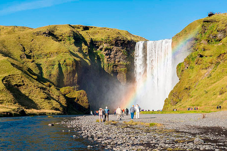 Хотите чувствовать себя в безопасности — отправляйтесь на пенсии в Исландию: народу здесь мало, но зато все стабильно.