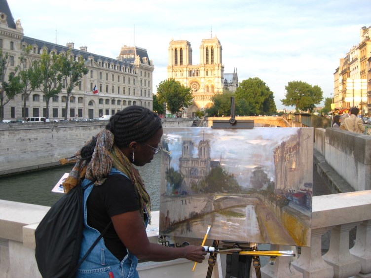 Франція подбала про те, щоб у художників було менше проблем з оформленням візи, 
а значить, більше часу на творчість.