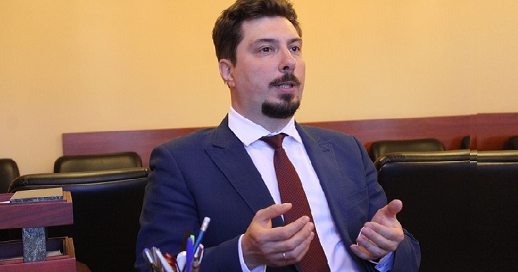 Похоже, нардепов не пугает фактическая концентрация в одних руках судеб всех административных должностей в судах.