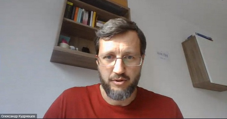 Олександр Кудрявцев зазначив, що адвокат може «карати» експертів без належного досвіду участю в судових засіданнях.