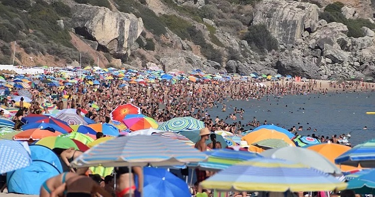 Синоптики обіцяють на ці вихідні до +42°C в Італії, +40°C у Франції і +37°C — у Швейцарії.