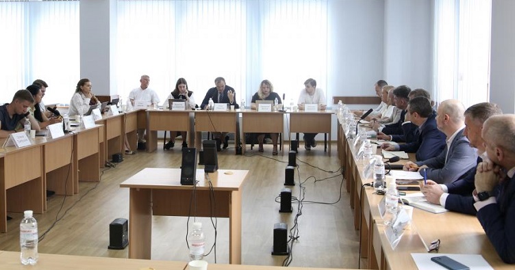 У цій зустрічі взяли участь 10 членів ВККС та 17 членів ГРД.