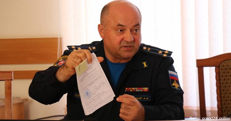 Олександр Кабашний з травня 2020 року перебуває на посаді «військового комісара міста Феодосія та Кіровського району «Республіки Крим».