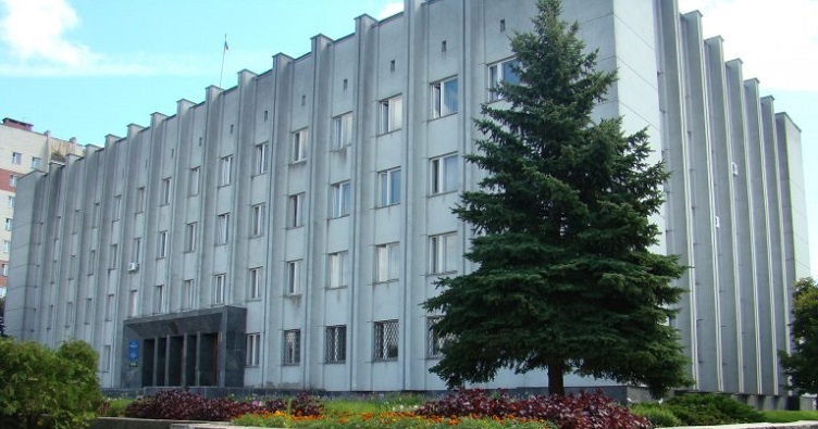 Із 19 суддів за штатом у Деснянському районному суді м.Чернігова працює 13, а справ, за розрахунками РСУ, вистачить на 32.