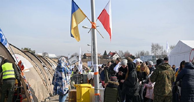 Новый закон внес изменения в правила участия в расходах на проживание и питание в коллективных центрах размещения.