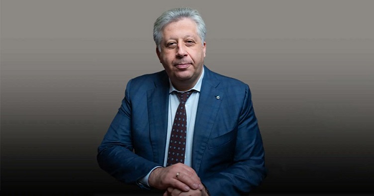 Семен Ханін, адвокат, керуючий партнер юридичної компанії «АМБЕР», к.е.н., заслужений юрист України, член правління Асоціації адвокатів України