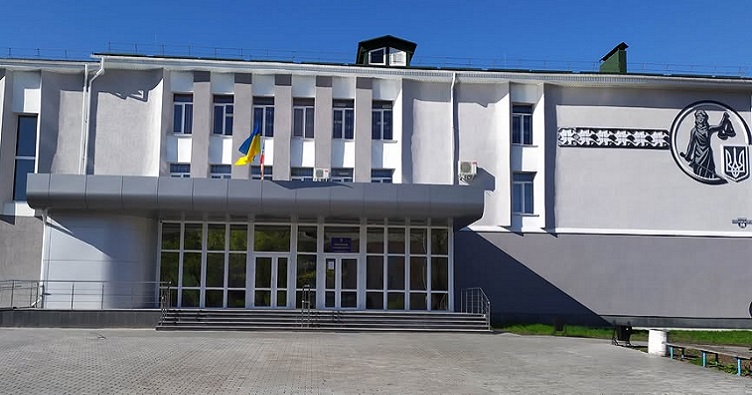 В командировку в Коростенский горрайонный суд, где работает 6 из 12 судей, ВККС приглашает впервые.