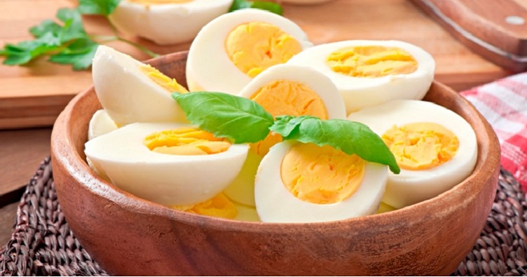 Щоб отримати ідеальну структуру жовтка та білка, доведеться повозитись на кухні більше півгодини.
