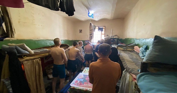 Наразі на контролі КМ РЄ перебуває 81 справа, що стосуються неналежних умов тримання під вартою, а ще близько 120 заяв очікують розгляду в ЄСПЛ.