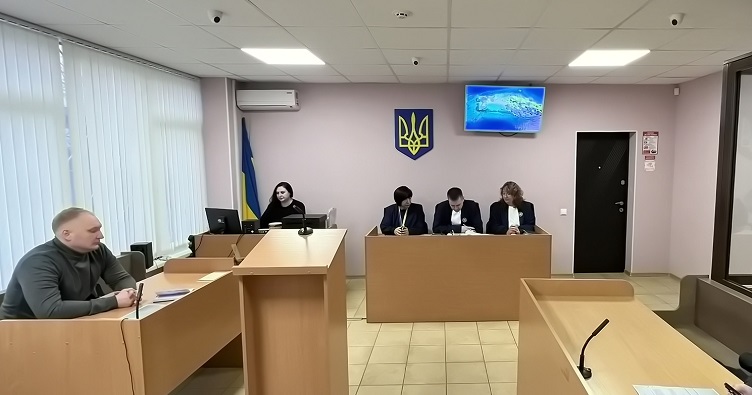 По мнению нардепа, коллегиальное разбирательство будет более справедливым для обвиняемого в особо тяжком преступлении.