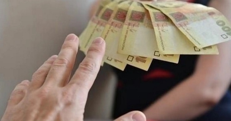 Сотрудникам аппарата судов увеличат зарплату на 19—30%.