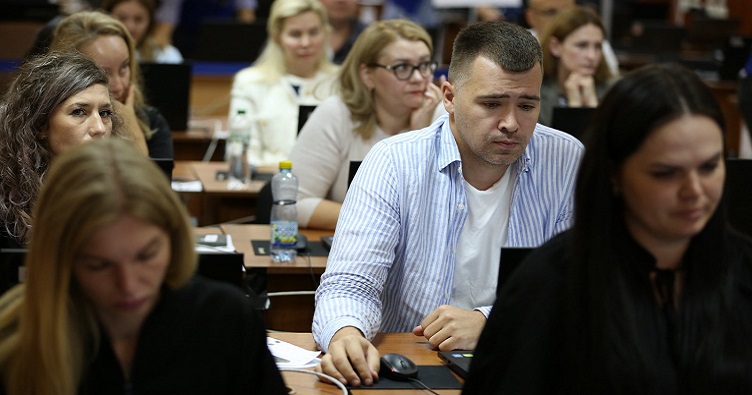 Аби ознайомитися із кодованими результатами тестування станом на 13 вересня, натисніть на зображення.