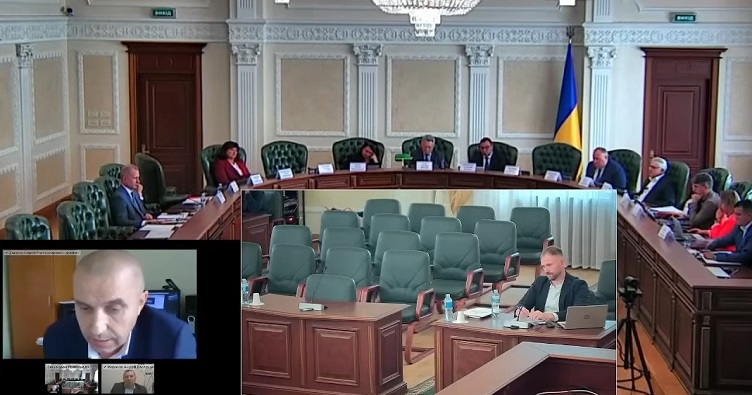 Сергей Должко (слева) безуспешно пытался обжаловать в Раду решение ТДП ВРП о своем увольнении.