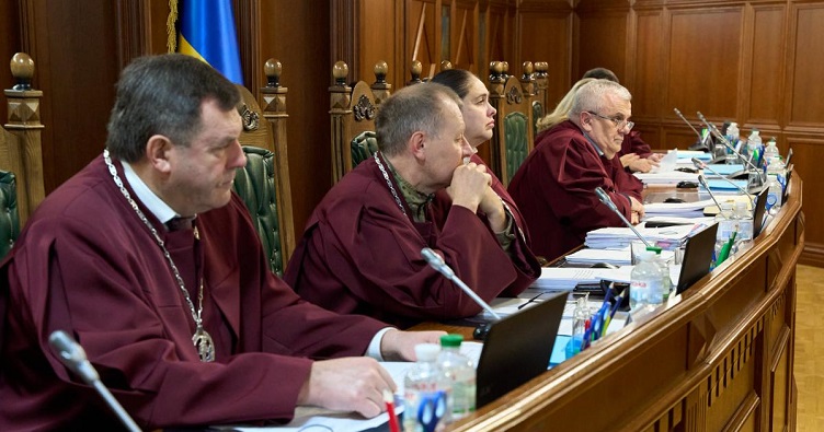 Засідання першого сенату Конституційного Суду. Фото: КСУ