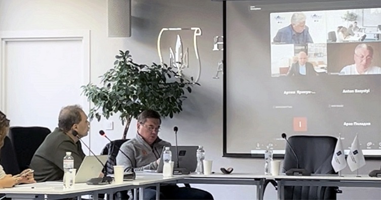 Засідання експертої групи при ТСК.