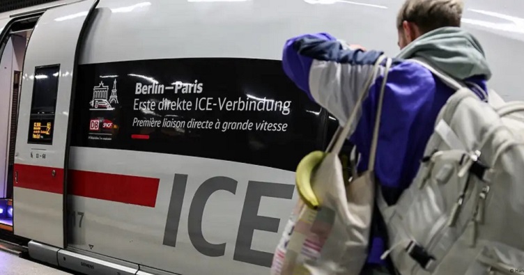 Обладателей бесплатного проездного билета по Евросоюзу назовут в январе следующего года.