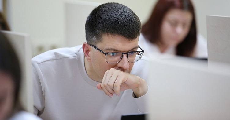 Чтобы ознакомиться со списком конкурсантов, которым предстоит выполнить практическое задание повторно, нажмите на изображение.