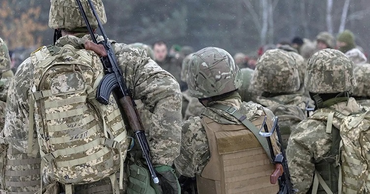 Отсрочка предоставляется только при действительном завершении прежнего уровня образования и получения нового, а не за повторное обучение.