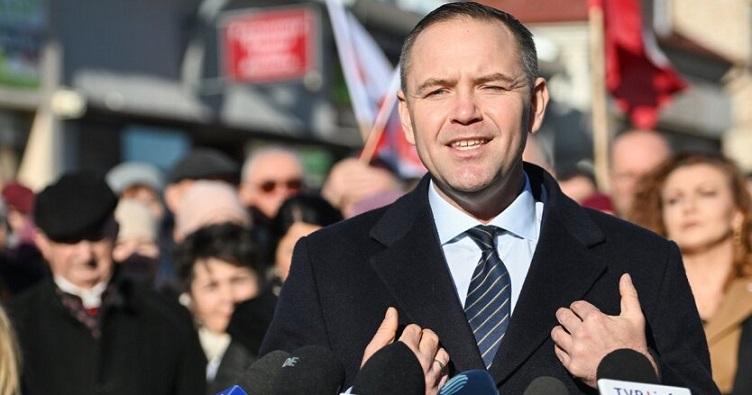 Кароль Навроцкий подчеркнул, что каждый судья, назначенный президентом, является судьей Польши.