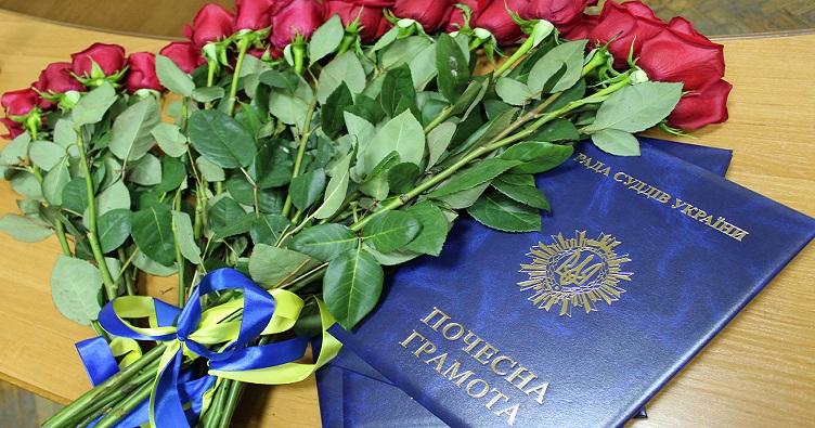 Аби підписатися на телеграм-канал «ЗіБ» та знати більше про новини судової системи, натисніть на зображення.