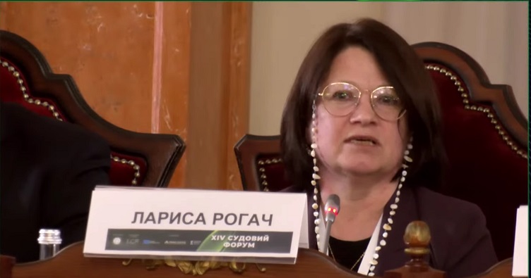 Глава КХС Лариса Рогач отметила, что разные страны имеют разный подход к определению доступа к Верховному суду, но в основном речь идет о субъектности.