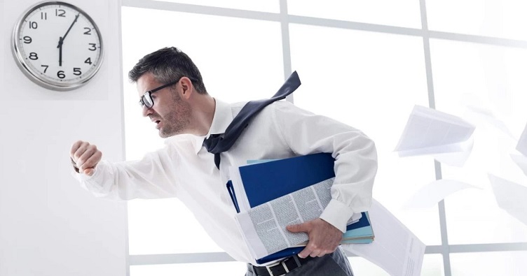 Постійні запізнення може бути як ознакою хвороби, так і банальної неорганізованості.