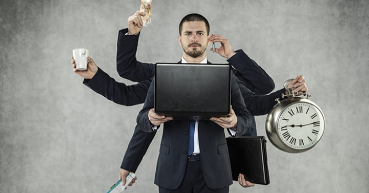 Трудовой кодекс предлагает несколько типов трудовых договоров, чтобы официально регулировать разные формы работы и самостоятельно определять свою занятость.