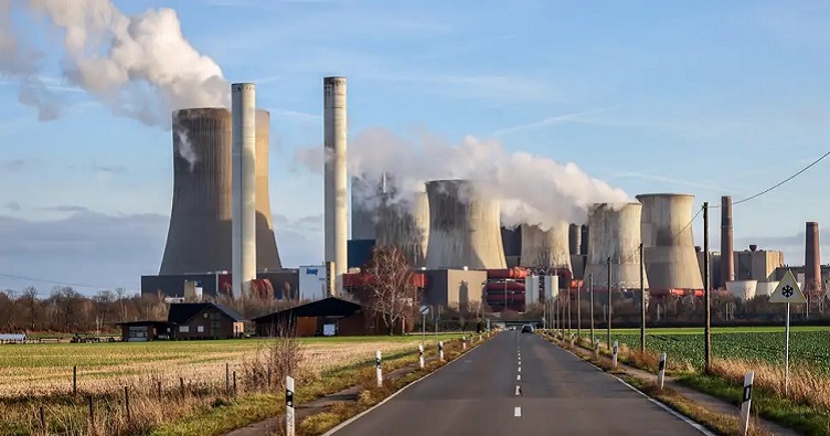 В «Індексі захисту клімату -2026» Німеччина опустилася на 22-е місце з 64 через активне споживання газу та відсутність заходів щодо скорочення викидів. Фото: Rupert Oberhäuser/picture alliance