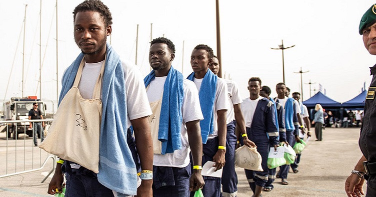 Страны Евросоюза договорились депортировать мигрантов за пределы ЕС в ускоренном порядке. Фото: The Times