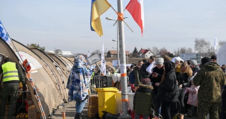 Якщо на початку війни Польща всіляко сприяла прийому українських біженців, то зараз позиція влади змінилася. Фото: PAP/Darek Delmanowicz