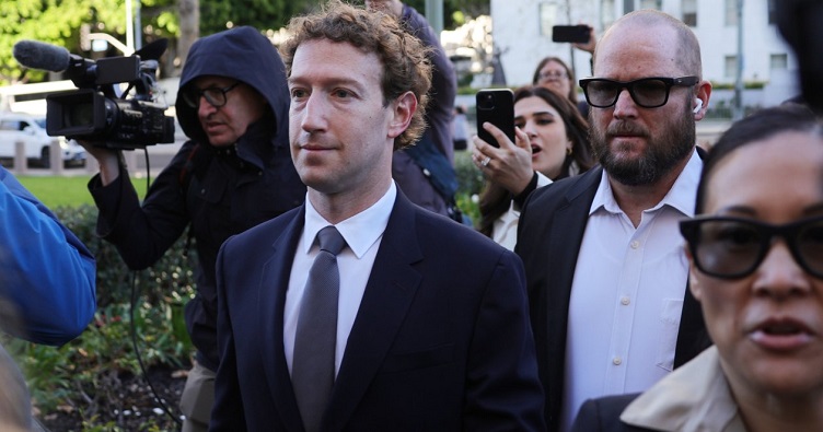 Гендиректору Meta Марку Цукербергу приходится давать показания в различных судах США о вреде соцсетей для подростков.