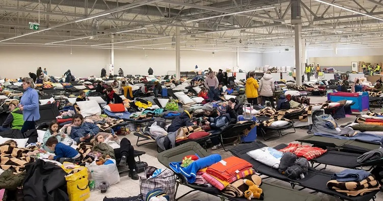 Станом на початок 2026 року, у Польщі проживає близько 1,5 млн українців, з них понад 966 тис. зареєстровано зі спеціальним номером PESEL UKR. Фото: Hesther Ng/ZUMA/Imago