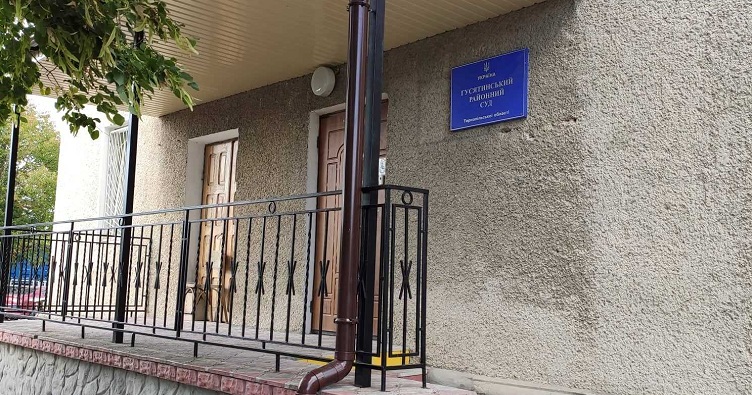 Аби підписатися на телеграм-канал «ЗіБ» та знати більше про новини судової системи, натисніть на зображення.