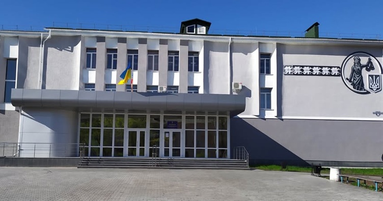 В Коростенском горрайонном суде предусмотрено 12 должностей судей, а есть только 6, еще один — без полномочий.