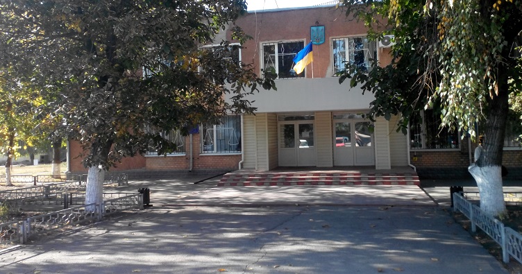 Сейчас в Первомайском горрайонном суде Николаевской области есть 8 судей из 13 по штатному расписанию. Фото с сайта суда.